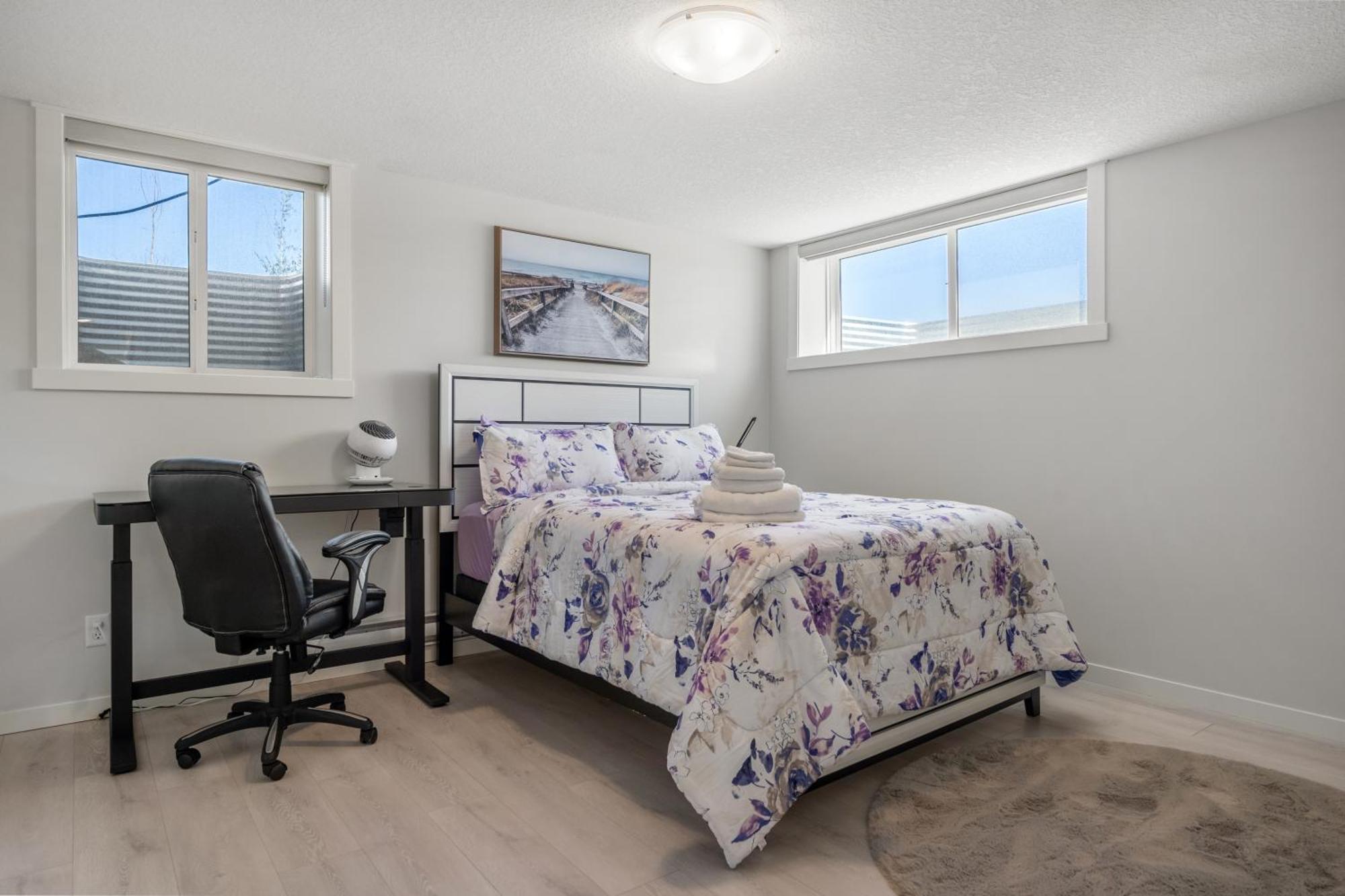 شقة Cozy Rockland Park Unit+Parking YYC المظهر الخارجي الصورة